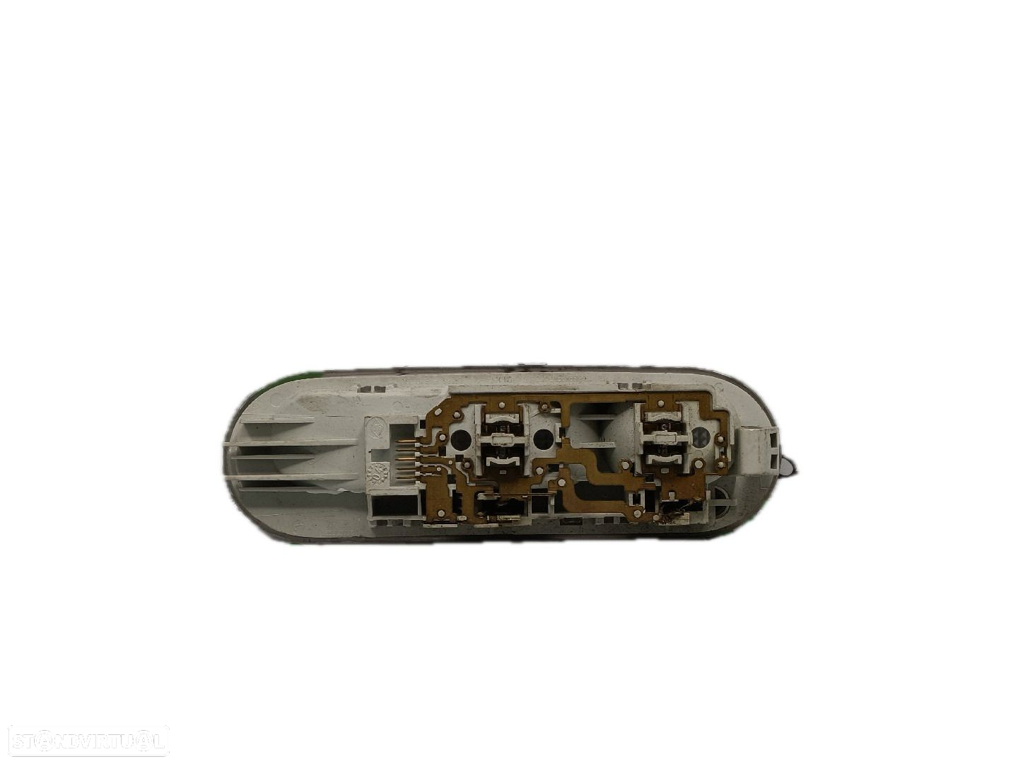 Plafonier / Botão Luz Tecto Renault Modus / Grand Modus (F/Jp0_) - 2