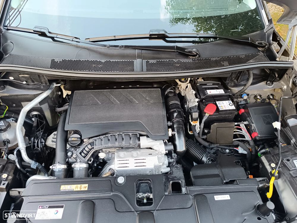 Peugeot 3008 1.2 PureTech Allure EAT8 - 42