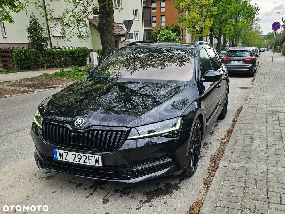 Skoda Superb 2.0 TDI SCR 4x4 Sportline DSG - 2