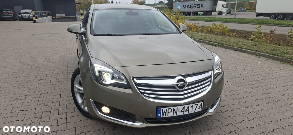 Opel Insignia 1.4 T Cosmo S&S - 22