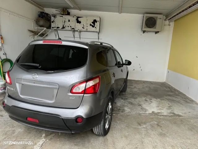 Nissan Qashqai +2 - 6