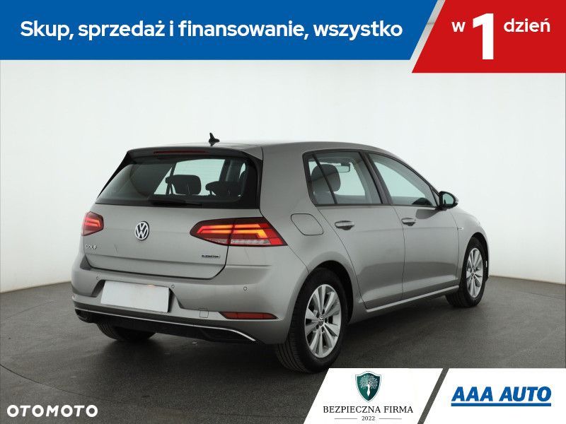 Volkswagen Golf - 7