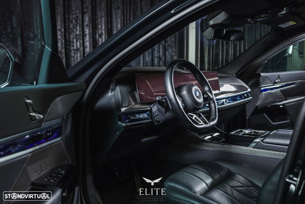 BMW i7 eDrive50 Pack Desportivo M Pro - 8