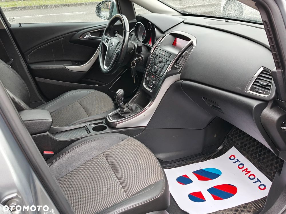 Opel Astra 1.7 CDTI Cosmo - 18