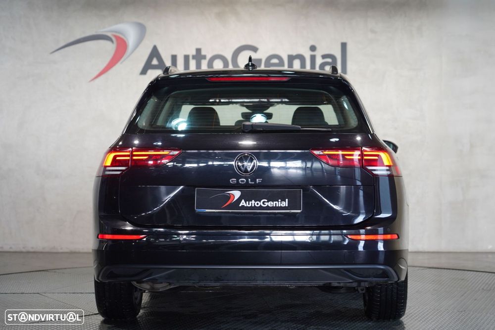 VW Golf Variant 2.0 TDi - 6