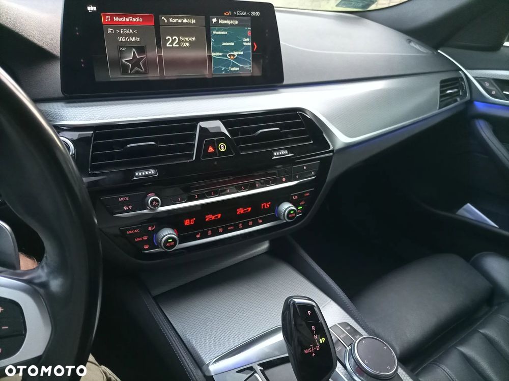 BMW Seria 5 520d xDrive M Sport sport - 5