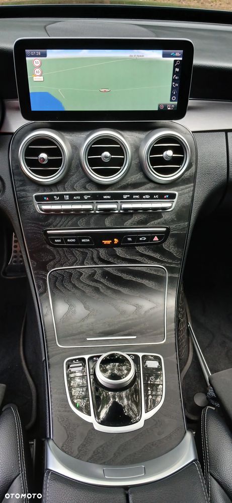 Mercedes-Benz Klasa C 220 d 9G-TRONIC AMG Line - 25