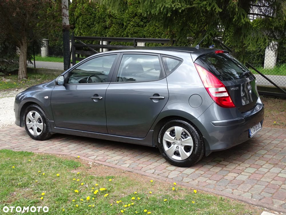 Hyundai i30 1.4 Classic + - 35