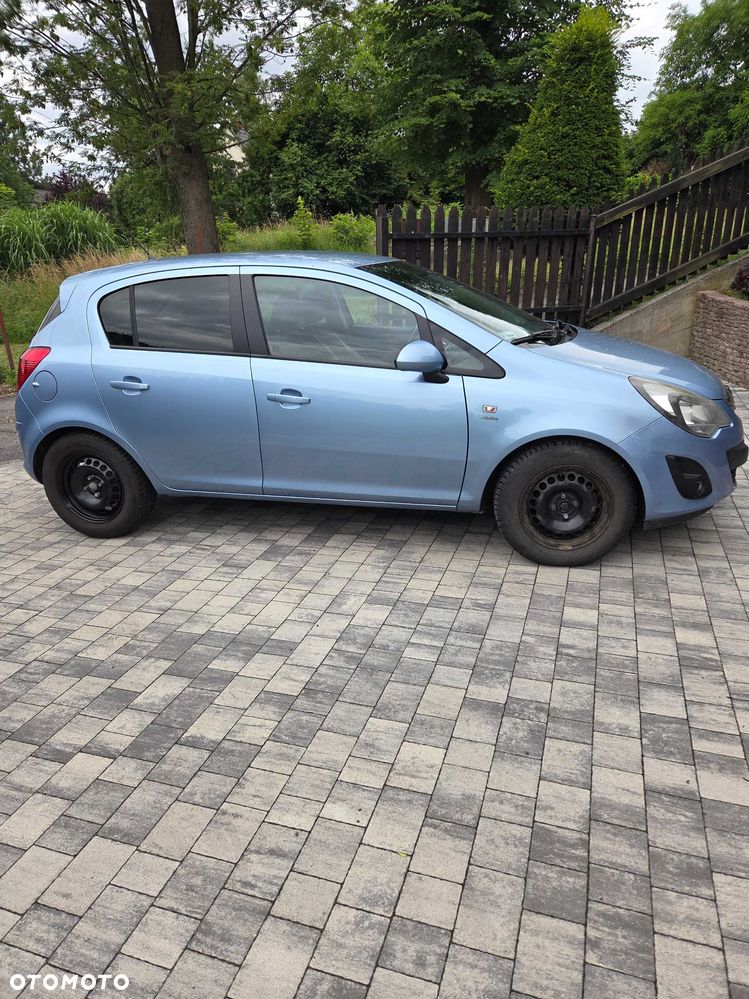 Opel Corsa 2013 photo 3