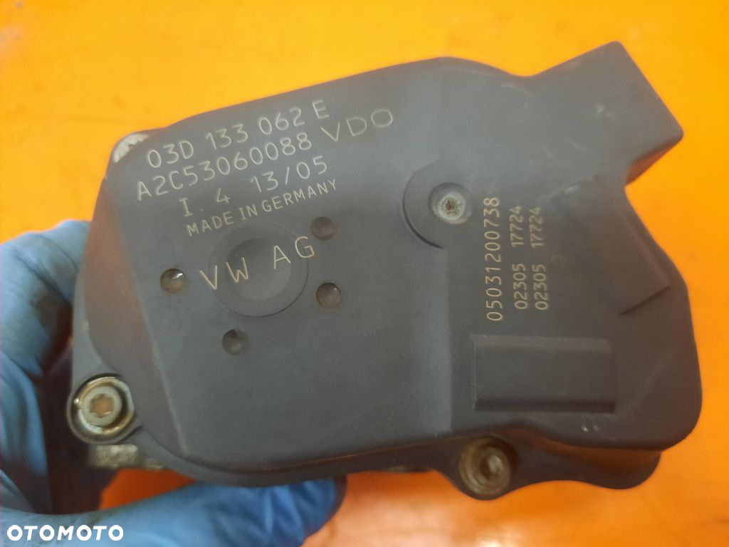 SKODA FABIA I 1.2MT 54KM 04-07 HB PRZEPUSTNICA 03D133062E 9201 - 3