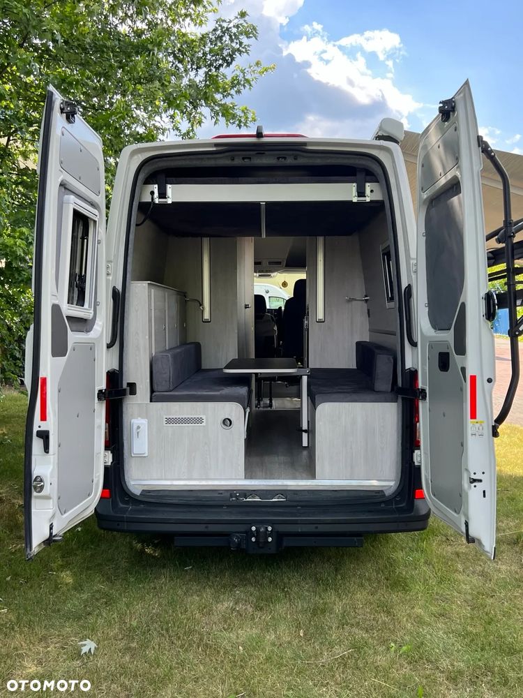 Volkswagen Crafter - 2