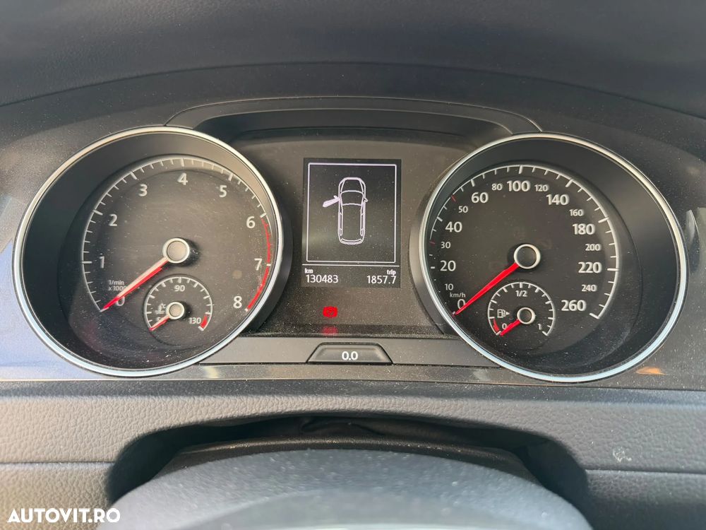 Volkswagen Golf - 21
