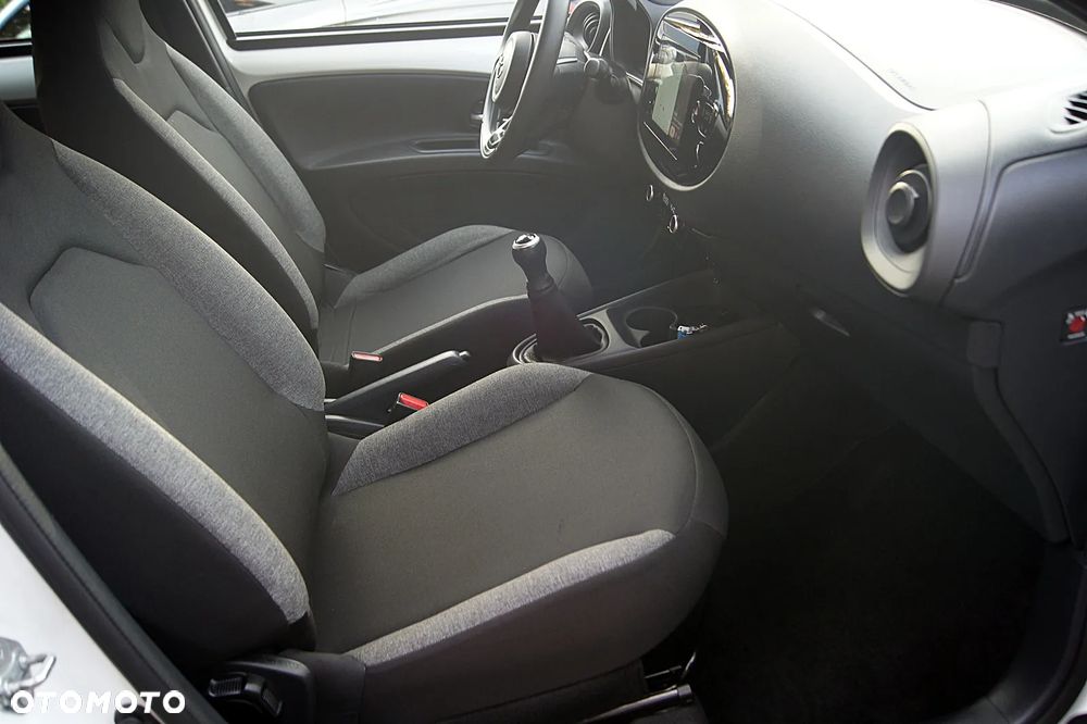 Toyota Aygo X 1.0 VVT-i X-play - 31