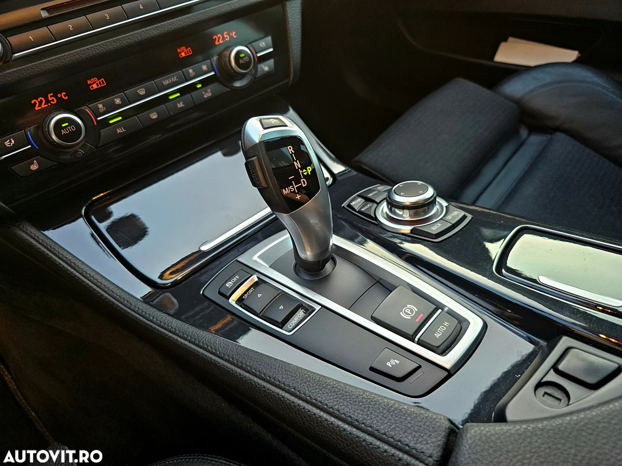 BMW Seria 5 520d Touring Aut. - 29