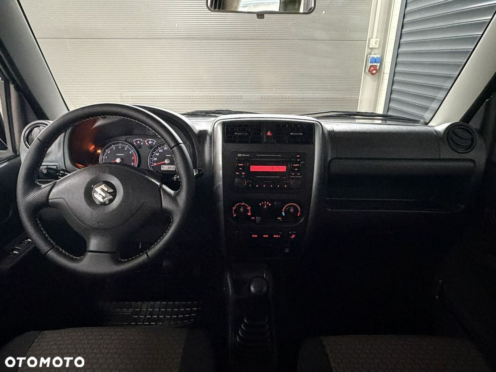 Suzuki Jimny - 11