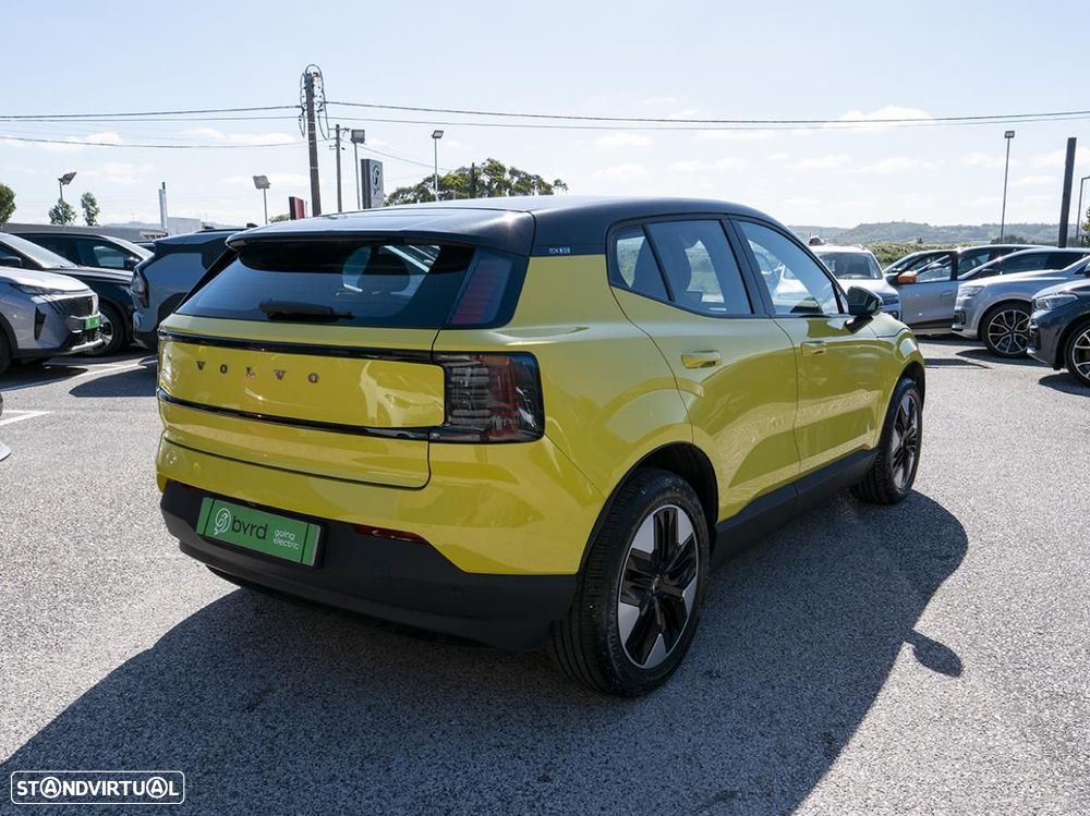 Volvo EX30 Single Motor Extended Range RWD Plus - 7