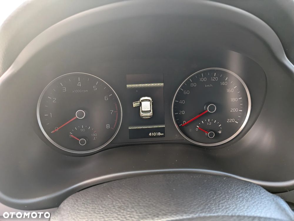 Kia Stonic 1.2 L - 12