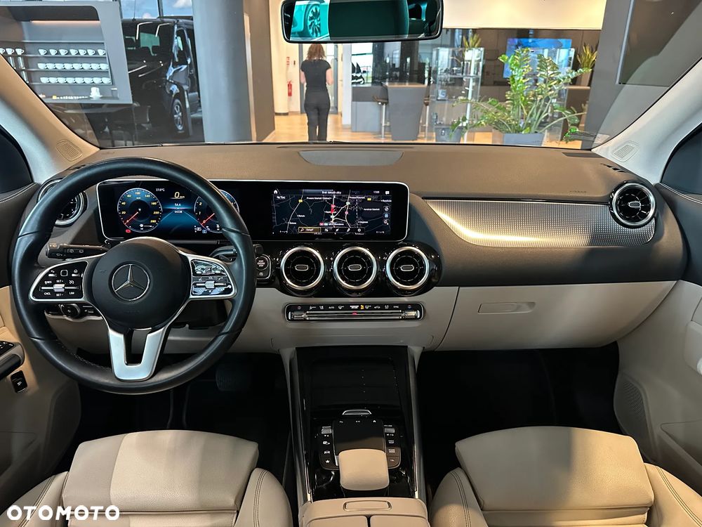 Mercedes-Benz GLA 200 Progressive - 8
