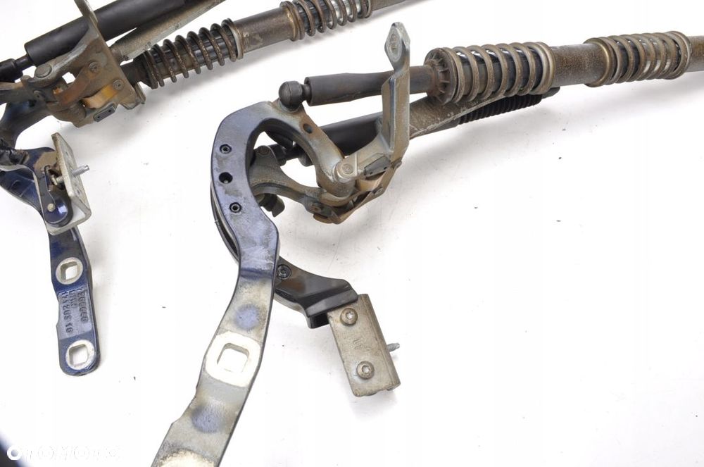 BMW 5 F11 530d ZAWIASY KLAPY KOMPLET - 2