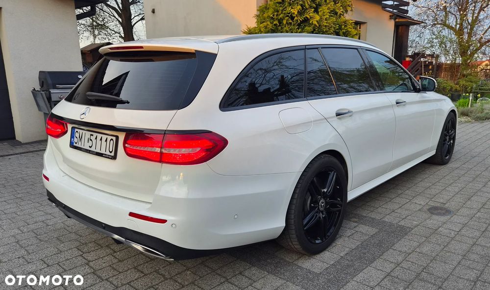 Mercedes-Benz Klasa E 450 4Matic 9G-TRONIC - 13