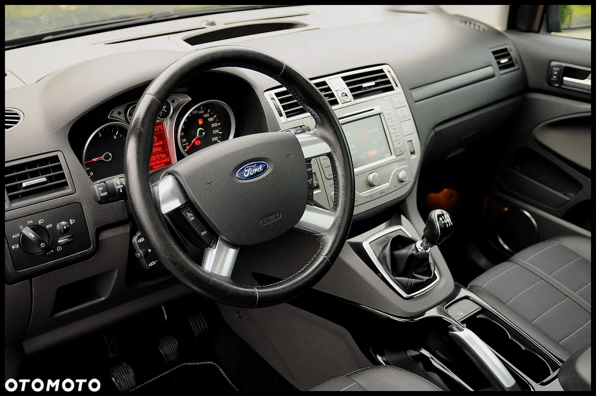 Ford Kuga 2.0 TDCi 4WD Titanium - 5