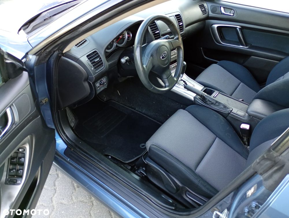 Subaru Legacy 2.0i AT - 13