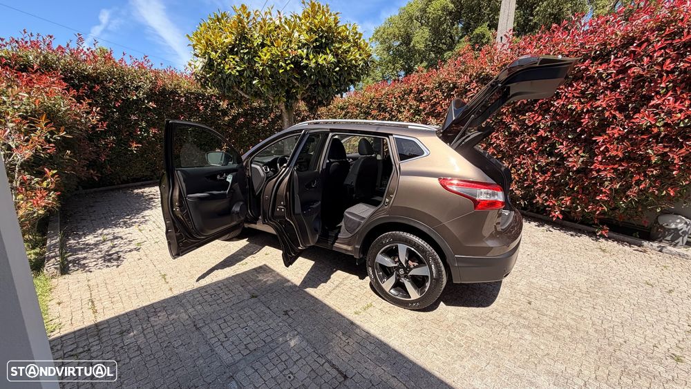 Nissan Qashqai 1.6 dCi N-Connecta - 16