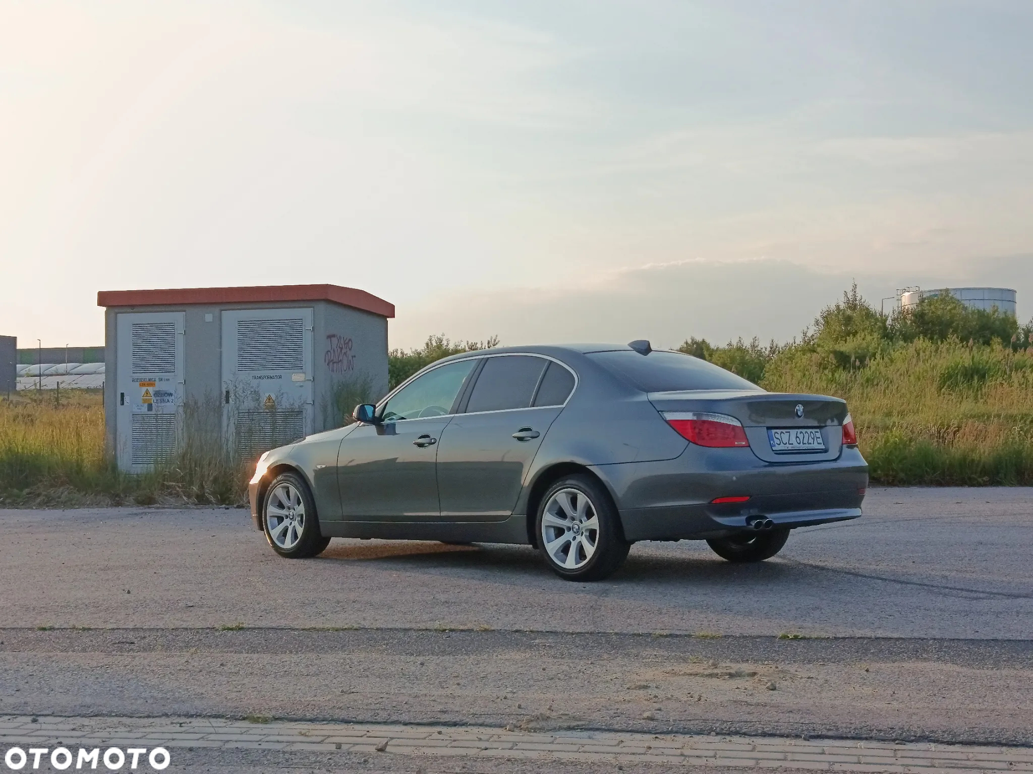 BMW Seria 5 523i - 2