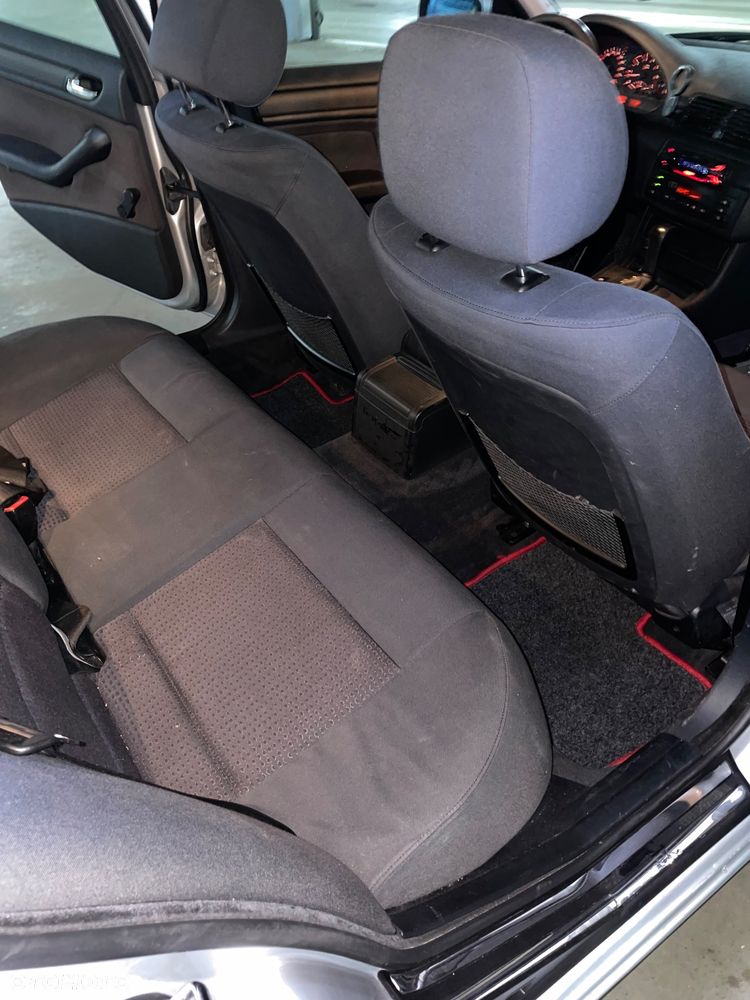 BMW Seria 3 - 10