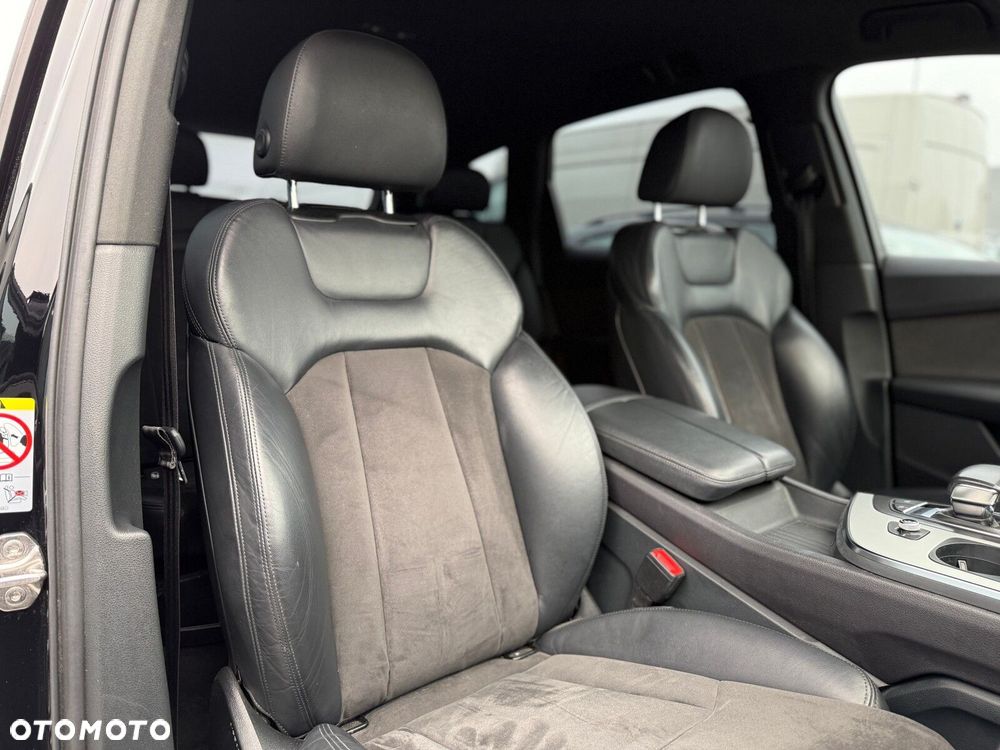 Audi Q7 - 25