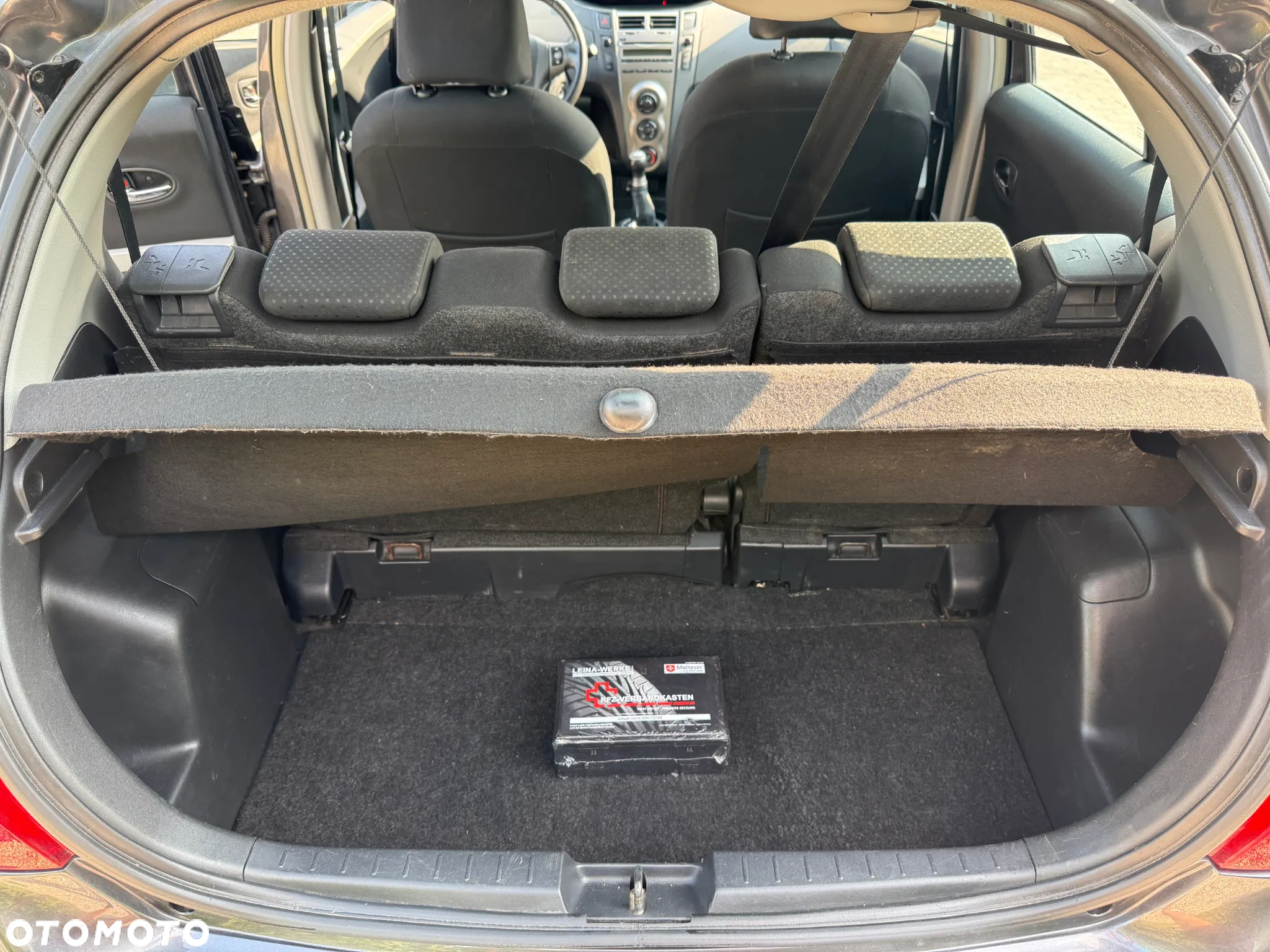 Toyota Yaris - 16
