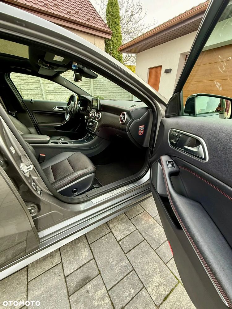 Mercedes-Benz Klasa A 220 CDI - 20