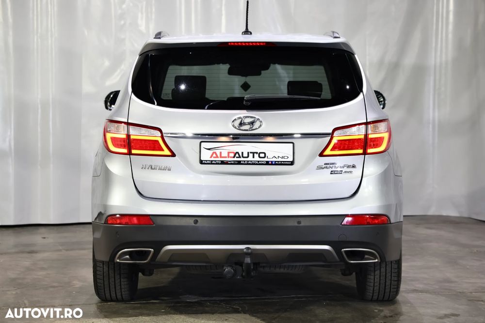 Hyundai Santa Fe 2.2 CRDi 4WD Automatik Premium - 39