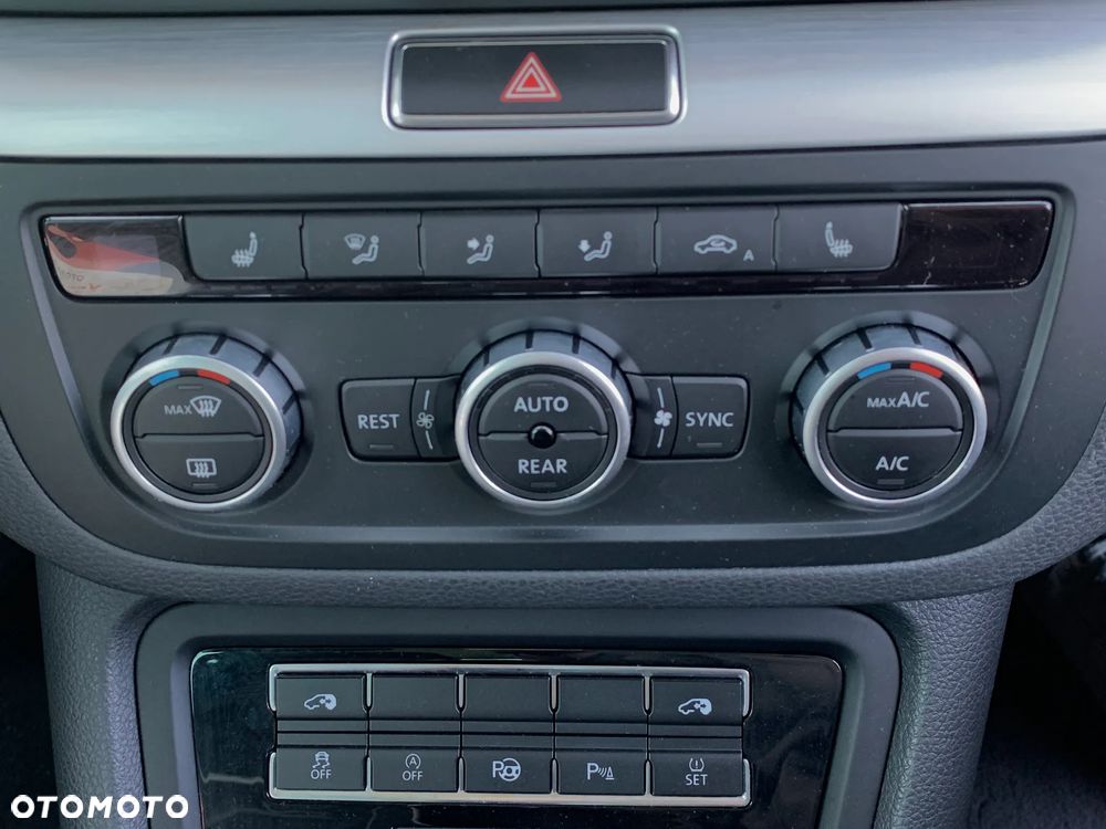 Volkswagen Sharan - 20