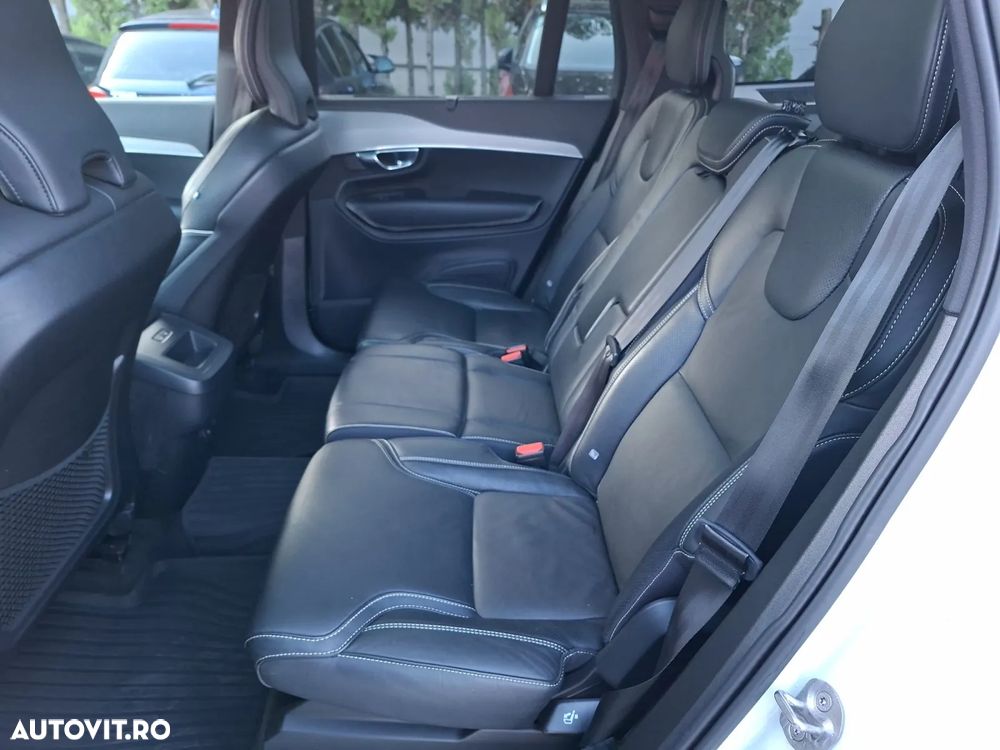 Volvo XC 90 B5 D AWD Plus Dark - 13