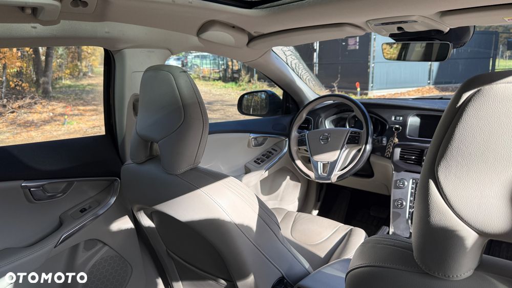 Volvo V40 2017 photo 5