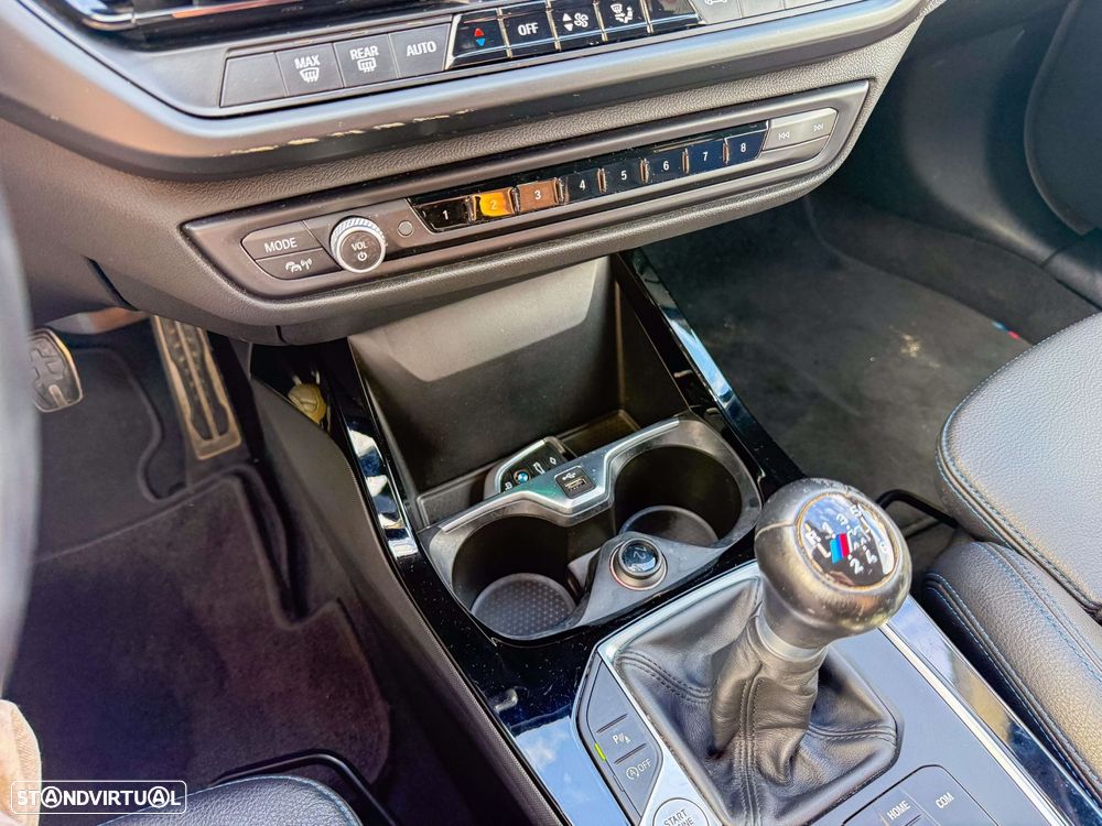 BMW 116 d Pack Desportivo M - 21