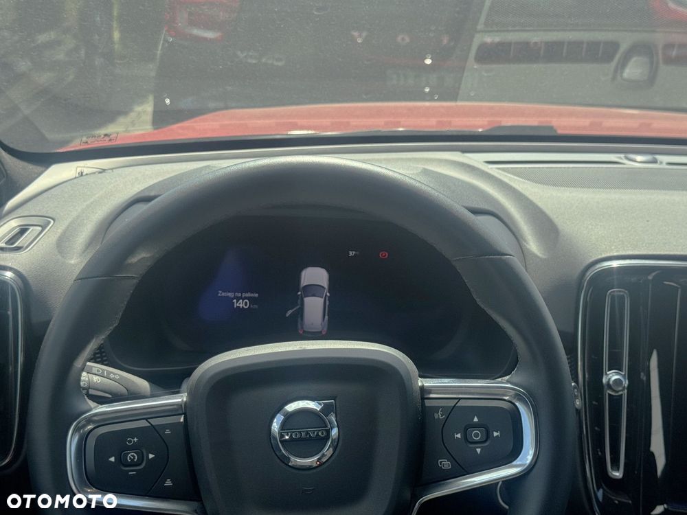 Volvo XC 40 - 11