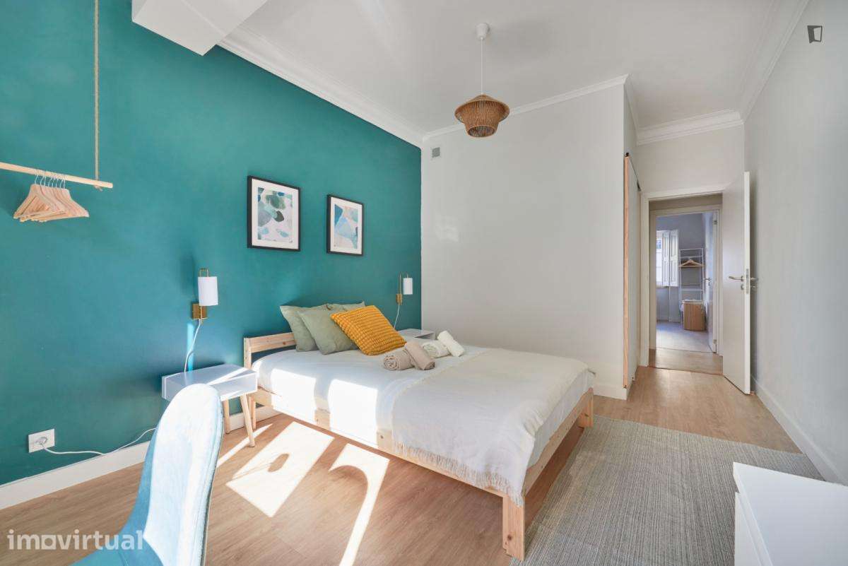 Quarto - localizado em Roma-Areeiro Lisbon - Grande imagem: 4/10