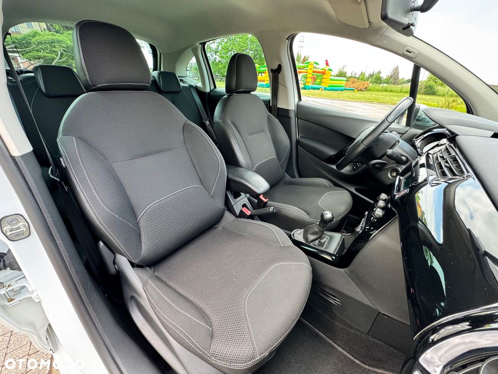 Citroën C3 1.2 PureTech Selection - 30