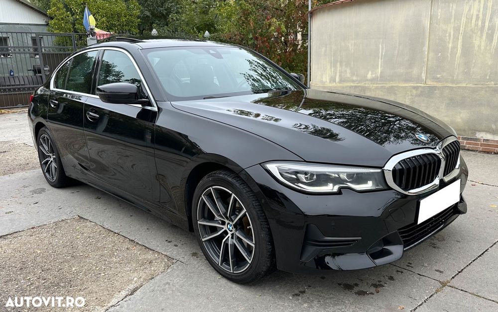 BMW Seria 3 330i xDrive AT - 3