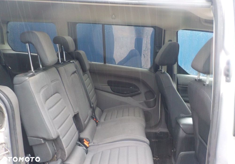 Ford Tourneo Connect - 15