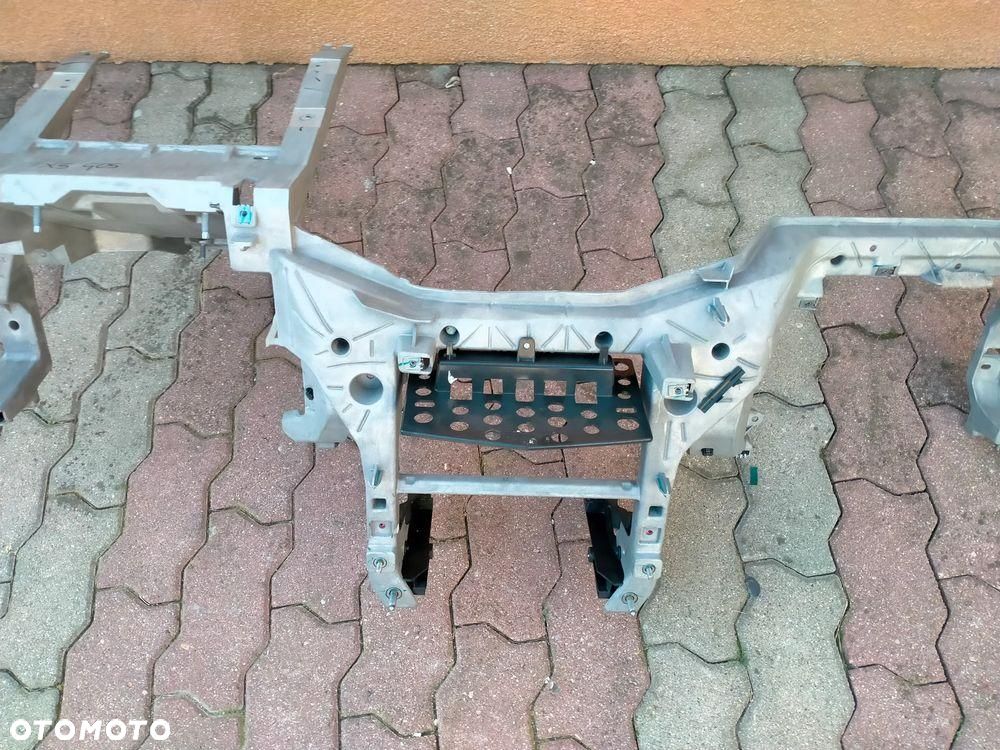 BMW X5 G05 Stelaż Pod Konsolę Deski - 3