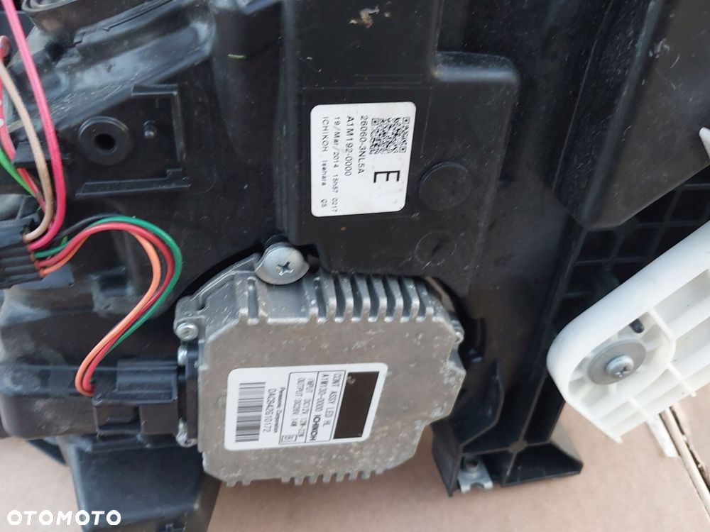 lampa lewy przód lewa nissan leaf oryginał ładny stan - 10