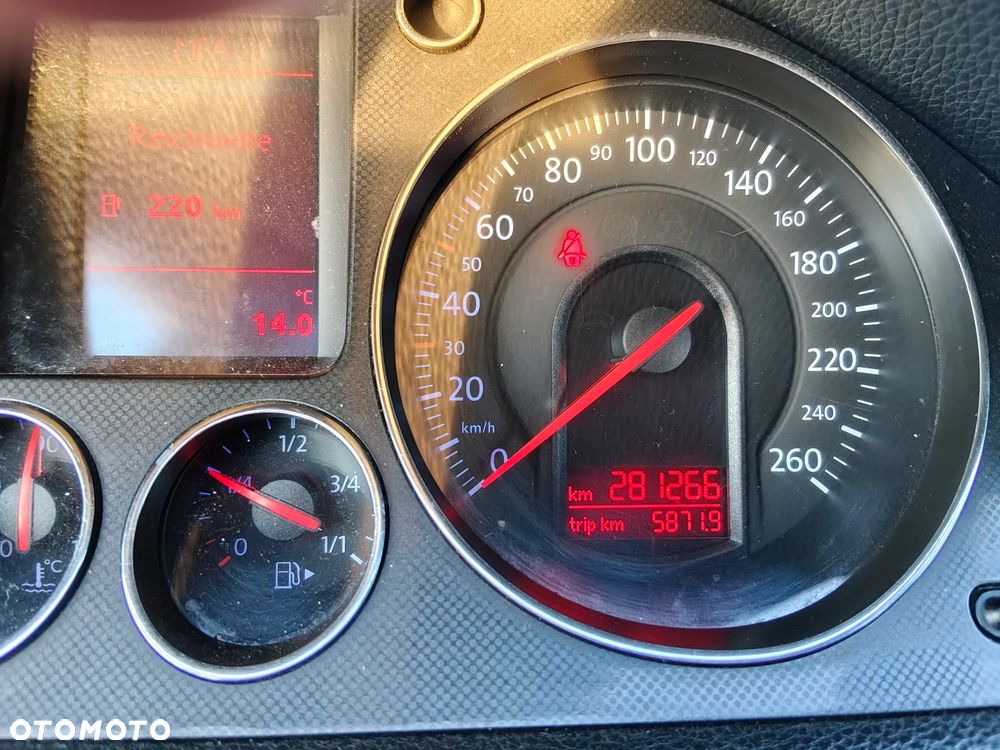 Volkswagen Passat 2.0 TDI Trendline - 19
