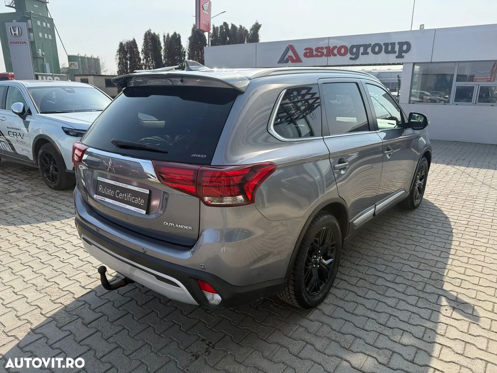 Mitsubishi Outlander 2.0L AS&G CVT Instyle - 8