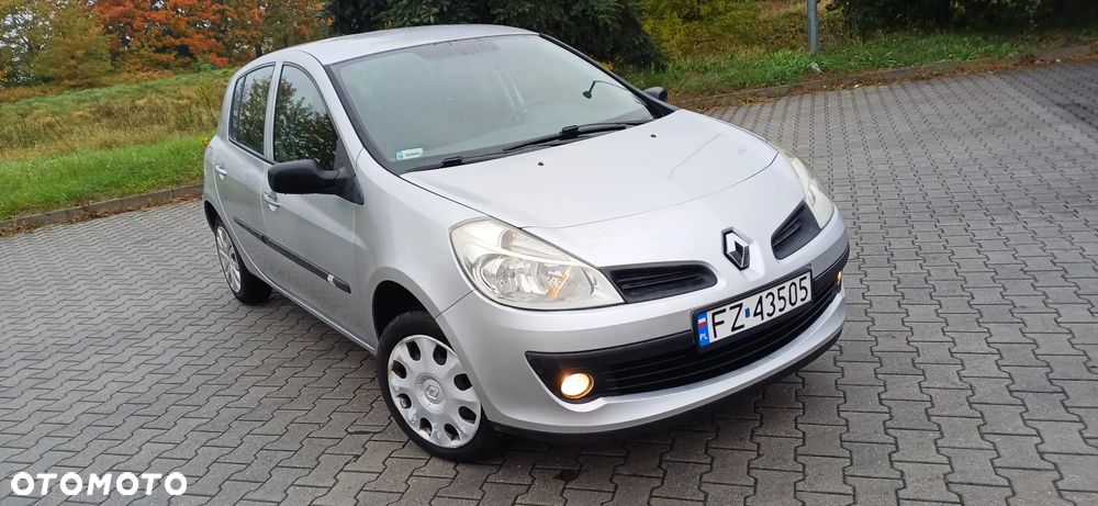 Renault Clio 1.2 16V Dynamique - 17