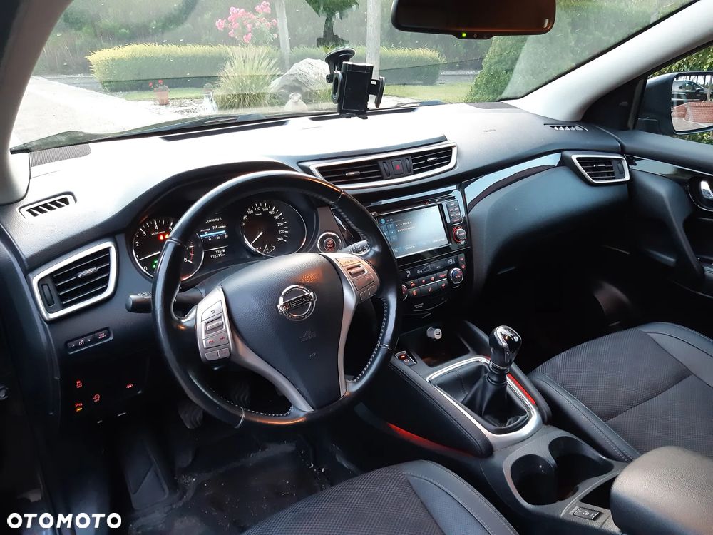 Nissan Qashqai - 10