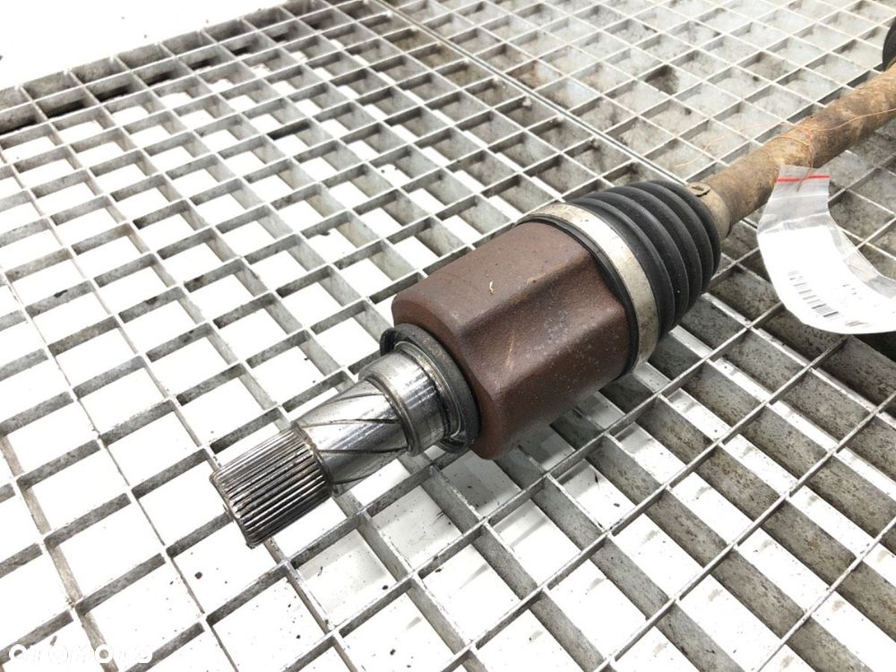 PÓŁOŚ LEWA - 75.00 PLN - RENAULT MEGANE III Grandtour (KZ0/1) 2008 - 2022 1.6 dCi (KZ00, KZ12, - 3