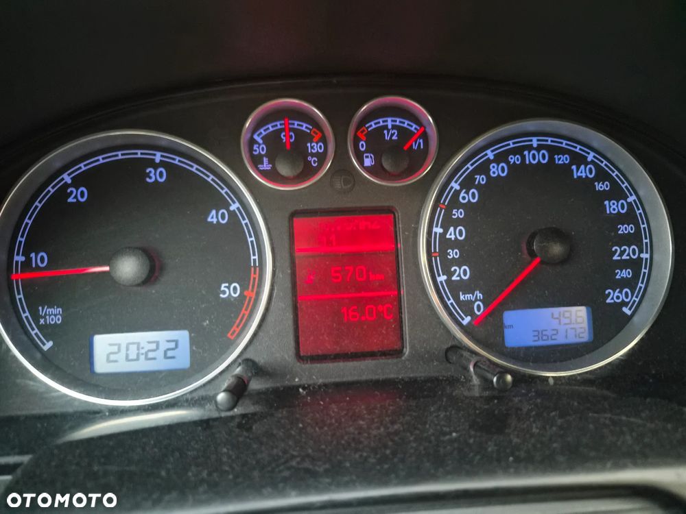 Volkswagen Passat 1.9 TDI Basis - 9